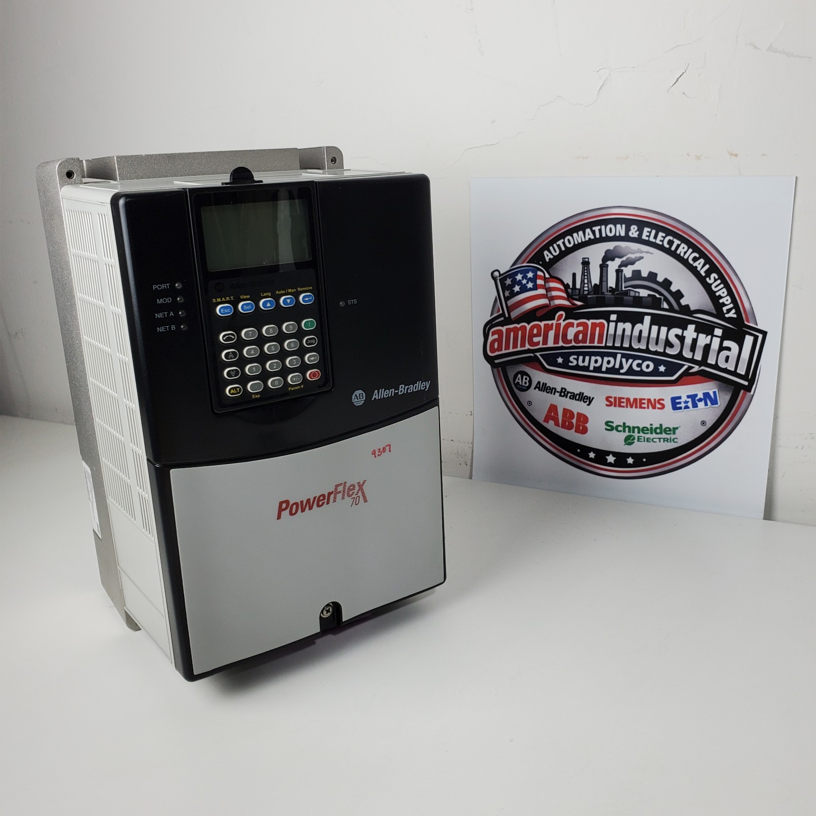Allen Bradley PowerFlex 70 20AD014A3AYNAEC1 10HP 480V AC Drive