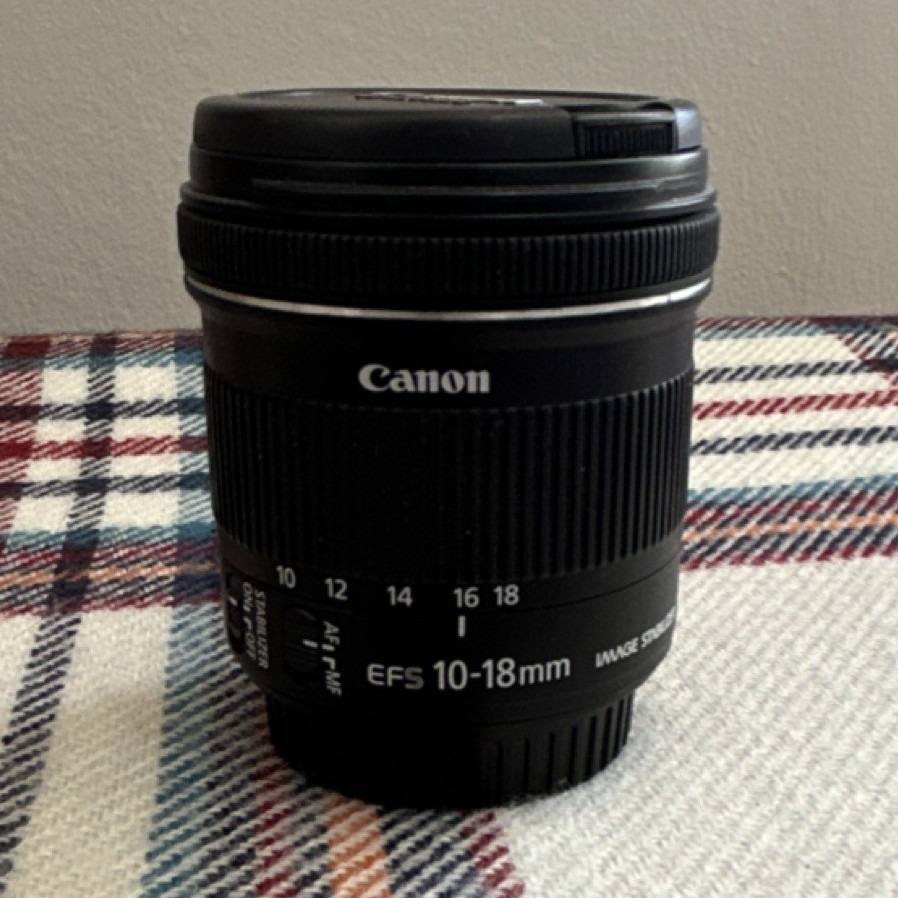 Canon EF-S 10-18mm f/4.5-5.6 IS STM Wide Angle Zoom Lens 67mm