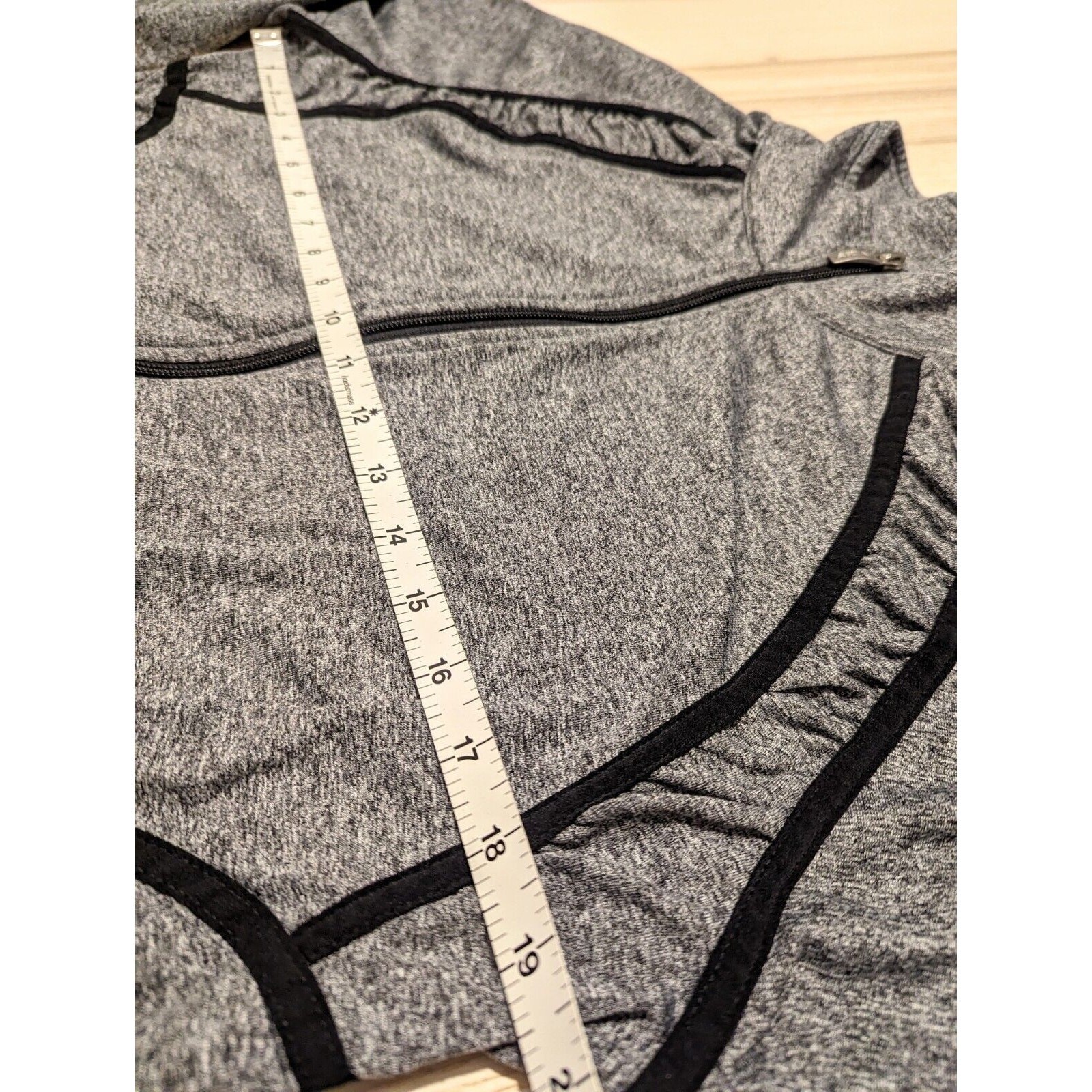 Ariat Womens Zip AriatTEK Jacket Size L Gray Black Trim Athletic Equestrian $140