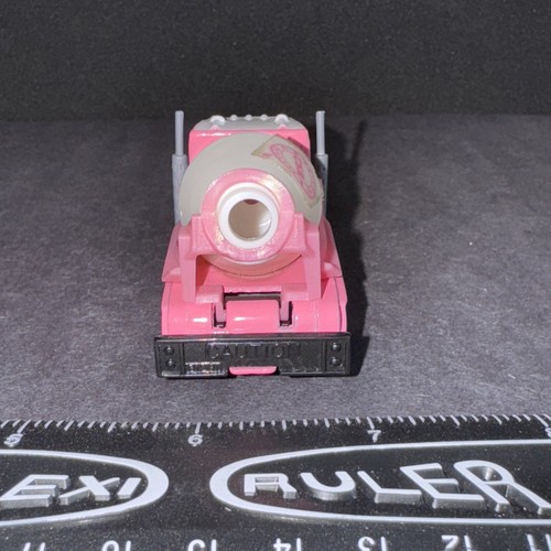 Vintage Matchbox SF Australian Peterbilt miscelatore cemento rosa - senza scatola raro HTF - Foto 7 di 14