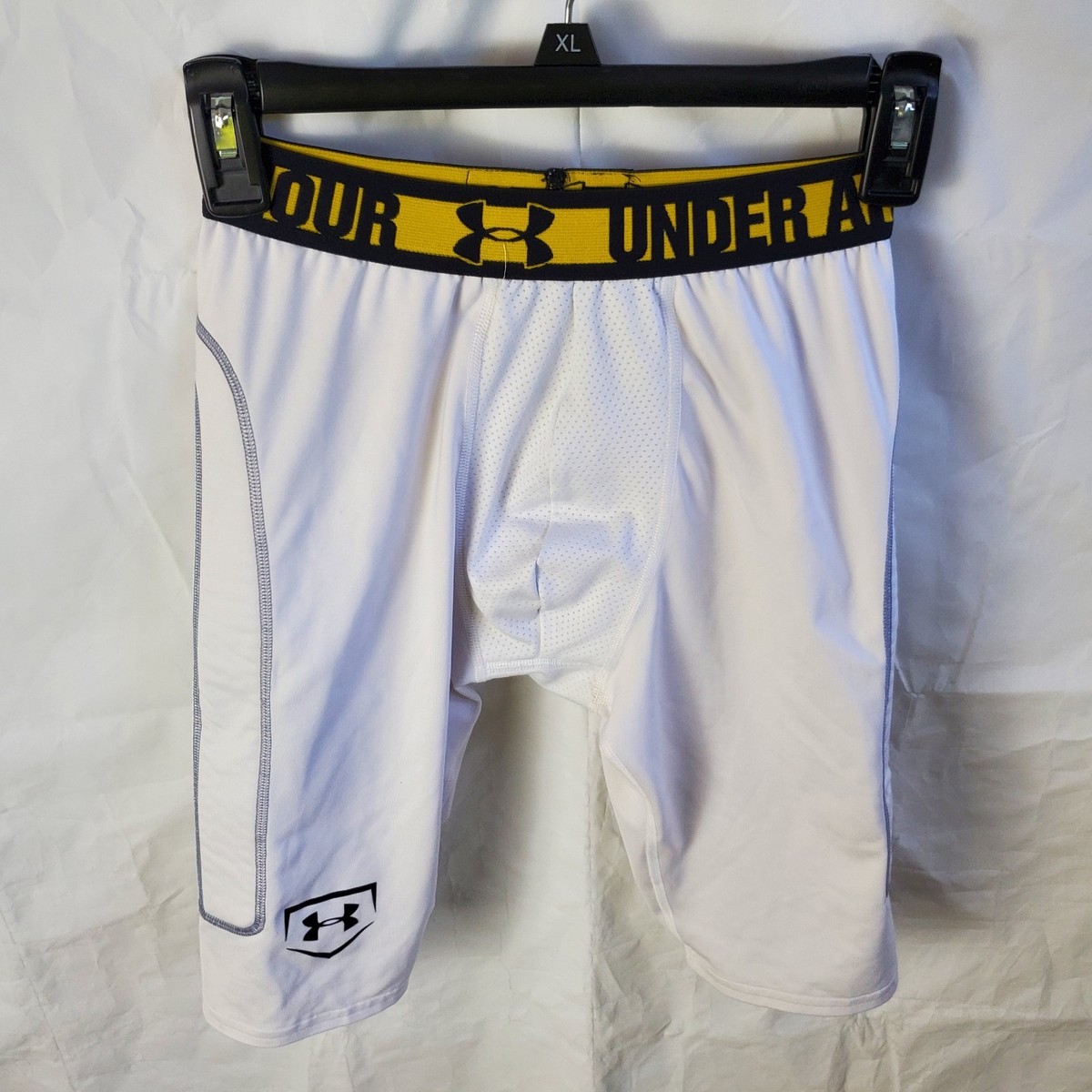 Under Armour Shorts Men's S White Compression 10