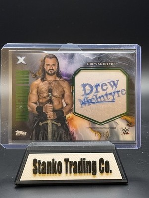 2025 Topps Exalted WWE #INI-DME Drew McIntyre Insignia Ink Green Auto /50 SP
