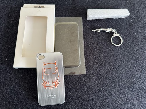 Jaguar F-Type 2014 original iPhone 4 y 4S estuche de plástico y juego de llavero - Imagen 2 de 10