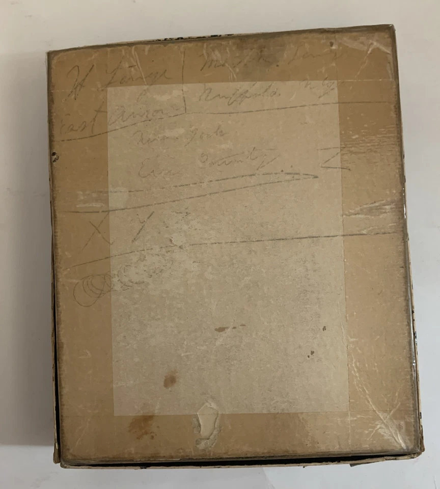 Jogo de monopólio muito antigo casas de madeira cartões de dinheiro peças de molde APENAS peças colecionáveis - Imagem 2 de 4