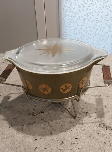 Vintage Pyrex ZODIAC Casserole With Stand -475-B- 2 1/2 Qt.