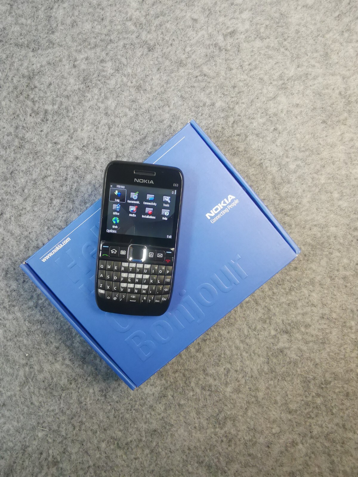 Classical Nokia E63 Unlocked QWERTY  Bluetooth Camera FM Rad