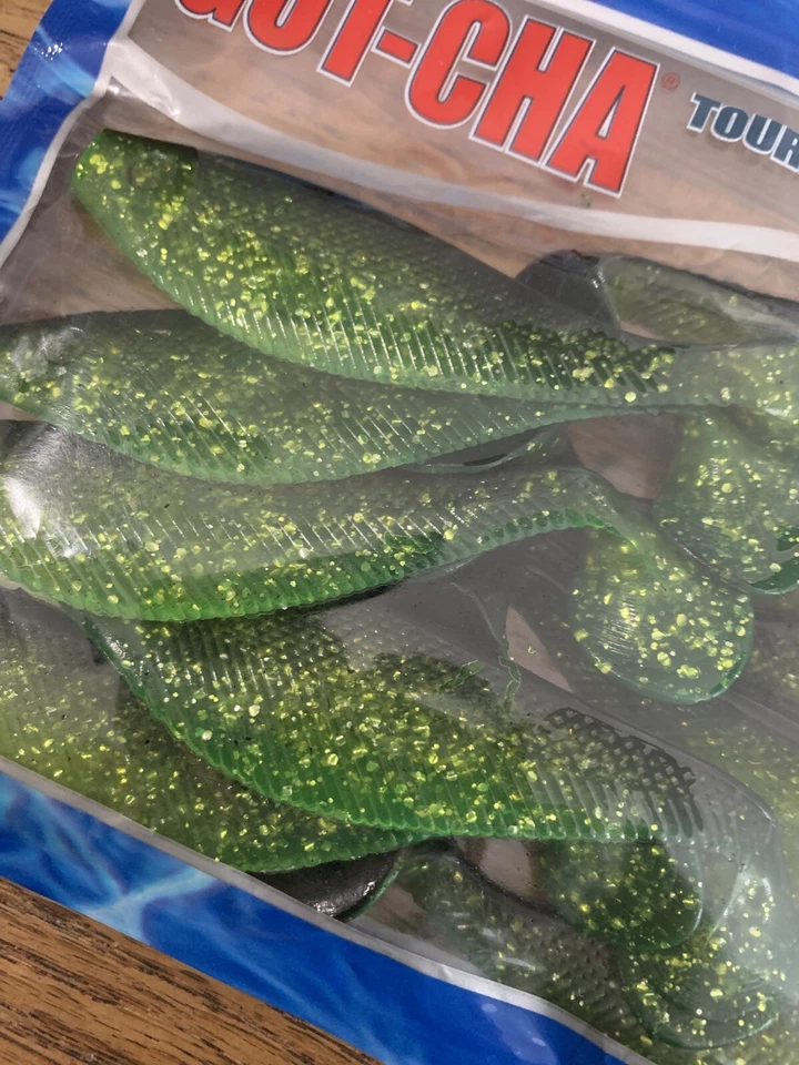 Señuelos Got-Cha Shad Body Cht SF espalda negra Foto 2 de 4