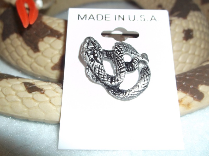 SNAKE JEWELRY, METAL, PIN/BROACH.