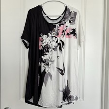 ONLYSHE (2XL) NWOT Floral Tunic Blouse w/ Pleated Front & Back