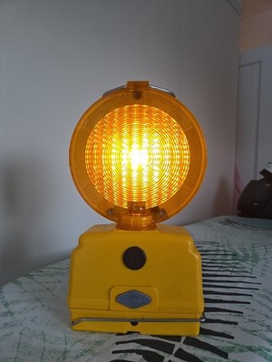 Unipart Dorman Trafi-B-Lite Synchro und Hintergrundbeleuchtung gelb Straßenbau Lampe Leuchte