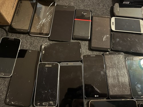 Huge Phone Lot Various Brands