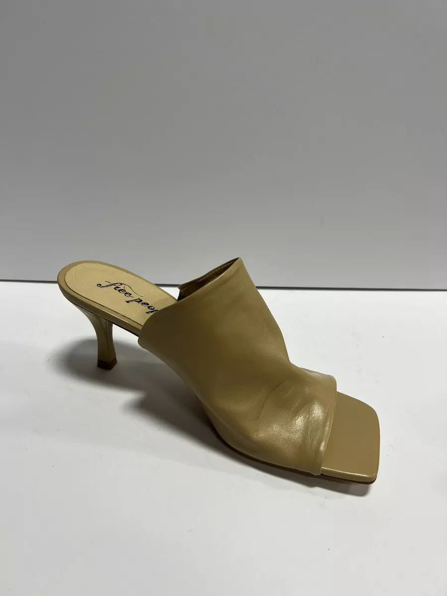 Aldo | Shoes | Camel Colored Kitten Heels | Poshmark