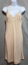 Vantage Vassarette Women Beige Size 34 L Nylon Lace Full Slip Made in USA