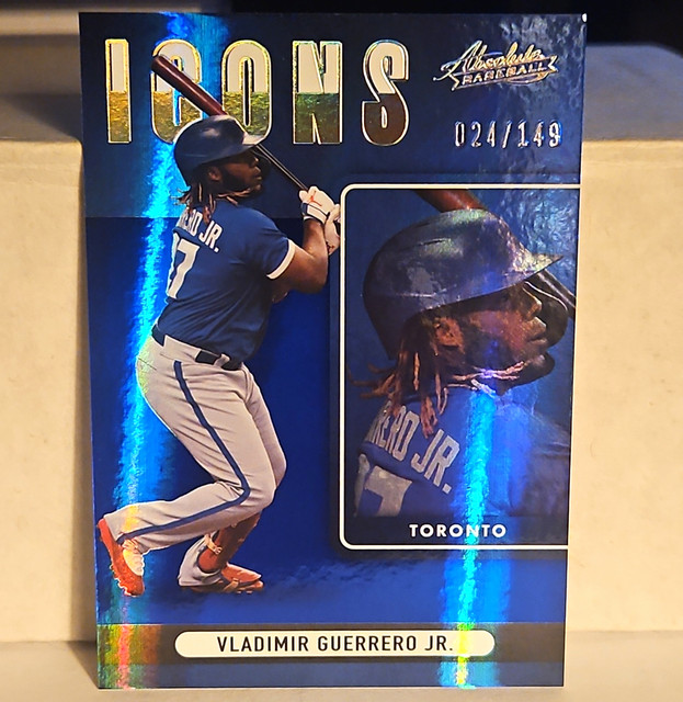 Panini 2022 Absolute Icons Vladimir Guerrero Jr. Blue Jays #I-7 Spectrum /149