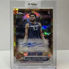 2023-24 TOPPS CHROME SAPPHIRE KARL-ANTHONY TOWNS AUTO GOLD REF AUTOGRAPH # 27/50