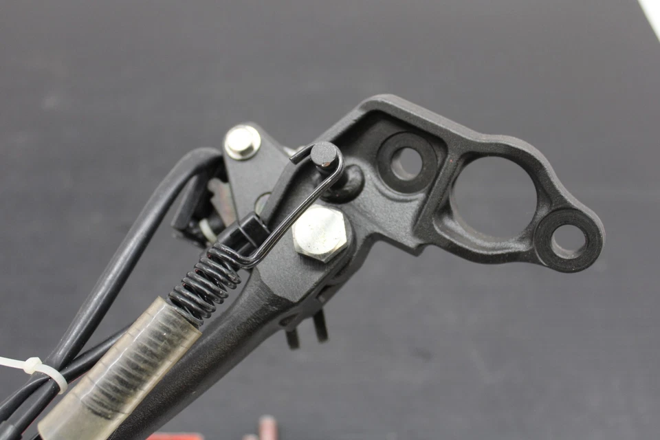 06 07 08 09 10 11 KAWASAKI NINJA ZX14 ZX1400 SOPORTE LATERAL SOPORTE LATERAL Foto 2 de 4