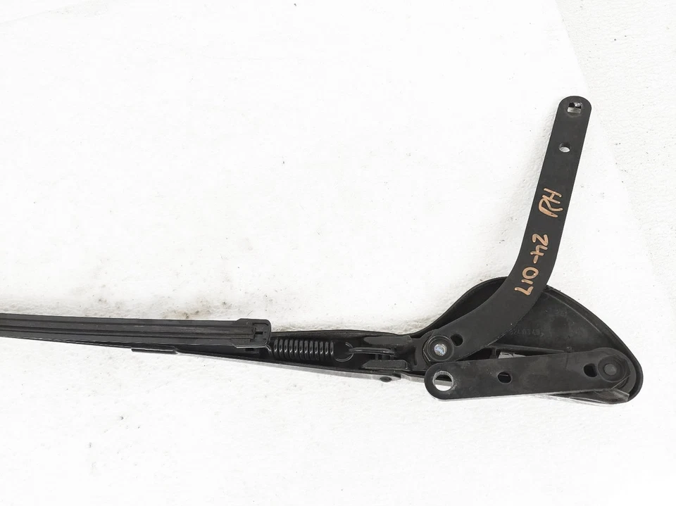 Brazo limpiaparabrisas pasajero derecho Mercedes-Benz Slc43 Amg 2017-2020 Foto 3 de 4