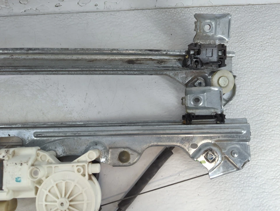 Chevrolet Avalanche 1500 Passenger Rear Right Power Window Motor X5MTM - Image 2 of 4