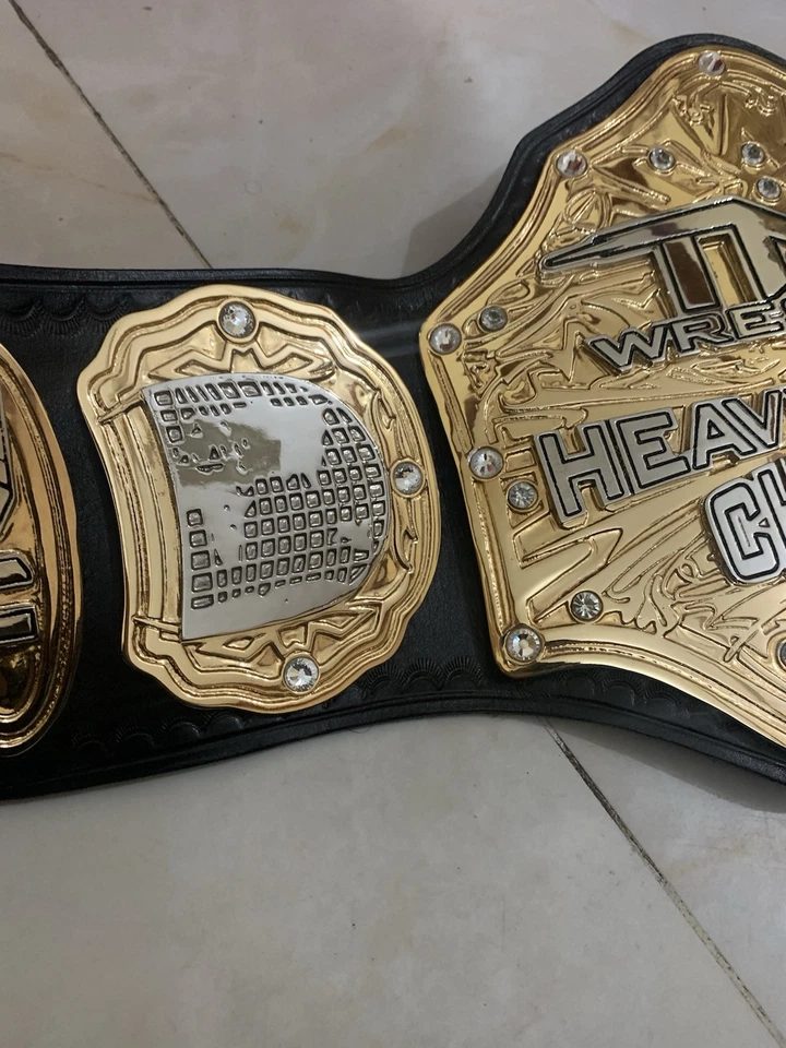 Cinturón Campeonato Peso Pesado Tna Wildcat, 4mm Zinc, Chapado en Oro, Cuero Real. Foto 4 de 4