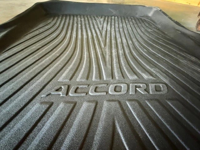 (1) Honda Accord 18-22 Sedan All Weather Trunk Tray 08U45-TVA-101 - genuine OEM - Image 3 of 4