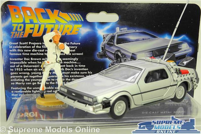CORGI BACK TO THE FUTURE DELOREAN TIME MACHINE MODEL CAR 1:36