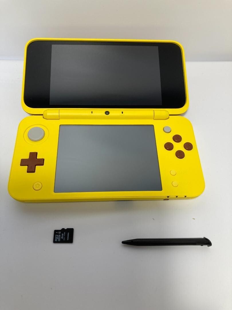 ニンテンドー２DS Nintendo 2DS Launch Edition Crimson Red Handheld System