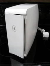 HomeSoap Large Capacity UV Light Sanitizer & Charger | White