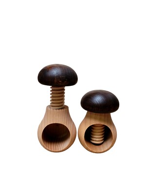 2 Nussknacker EICHENHOLZ MASSIV Pilz Nussknacker WEIHNACHTEN - SET dunkelbraun