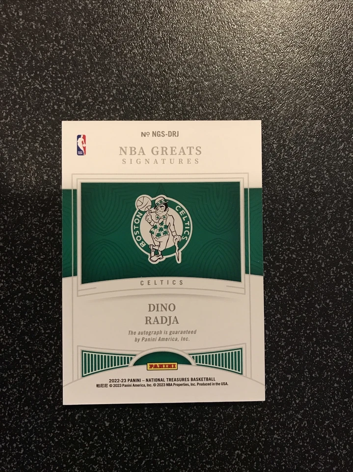 DINO RADJA 2022-23 TESOROS NACIONALES NBA GRANDES AUTÓGRAFO AUTOMÁTICO 46/49 Foto 3 de 3