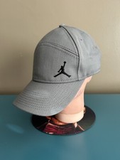 RARE Jordan Brand Active Strap Snapback Hat 604613-065 Nike Gray Michael Bulls