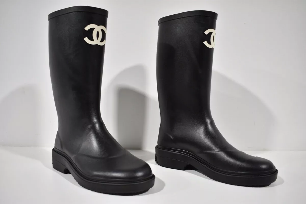 Chanel 22A Black White Caoutchouc CC Logo High Pull On Rubber Rain Boots 36