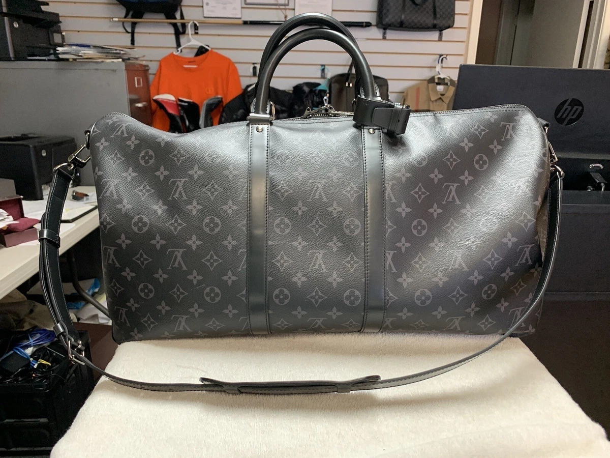 Louis Vuitton Keepall Bandouliere Monogram Eclipse 55 Black/Grey  Louis  vuitton duffle bag, Louis vuitton travel bags, Black duffle bag