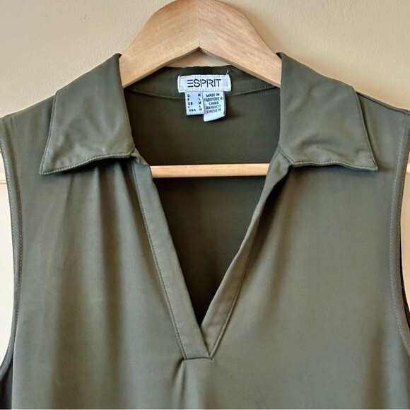 ESPRIT Dark Green Vintage Collared Sleeveless VNeck Women’s Shirt