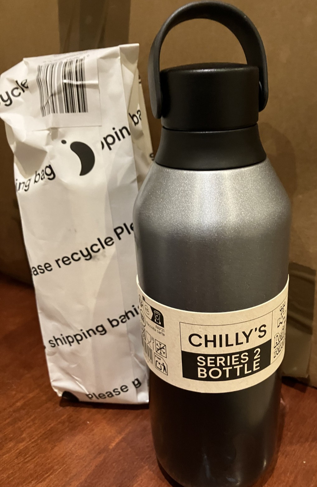 CHILLY'S  INSULATED  BOTTLE      350 ML  TERRAIN ICE BERG