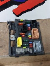 PEUGEOT 307 / CITROEN BSM - L04 UNDER BONNET FUSE BOX 9659741880 307 CC 180