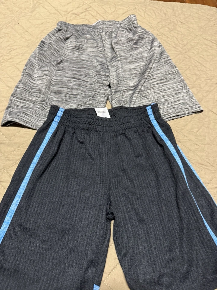 Lot Of Boys 9 Pair Of Athletic Shortssz 7/8 - Image 2 of 4