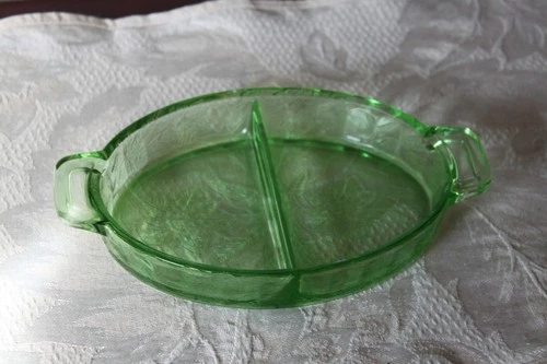 Green Depression Uranium Glass Jeannette POINSETTIA Divided Relish