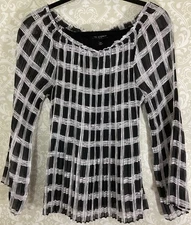 I.N. STUDIO Women’s Blouse Petite S/M Black White Lined Bell Slvs Boho Hippie