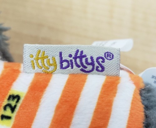 Hallmark itty bittys Los Tres Cerditos Peluche Cerdito Big Bad Wolf - Imagen 8 de 11