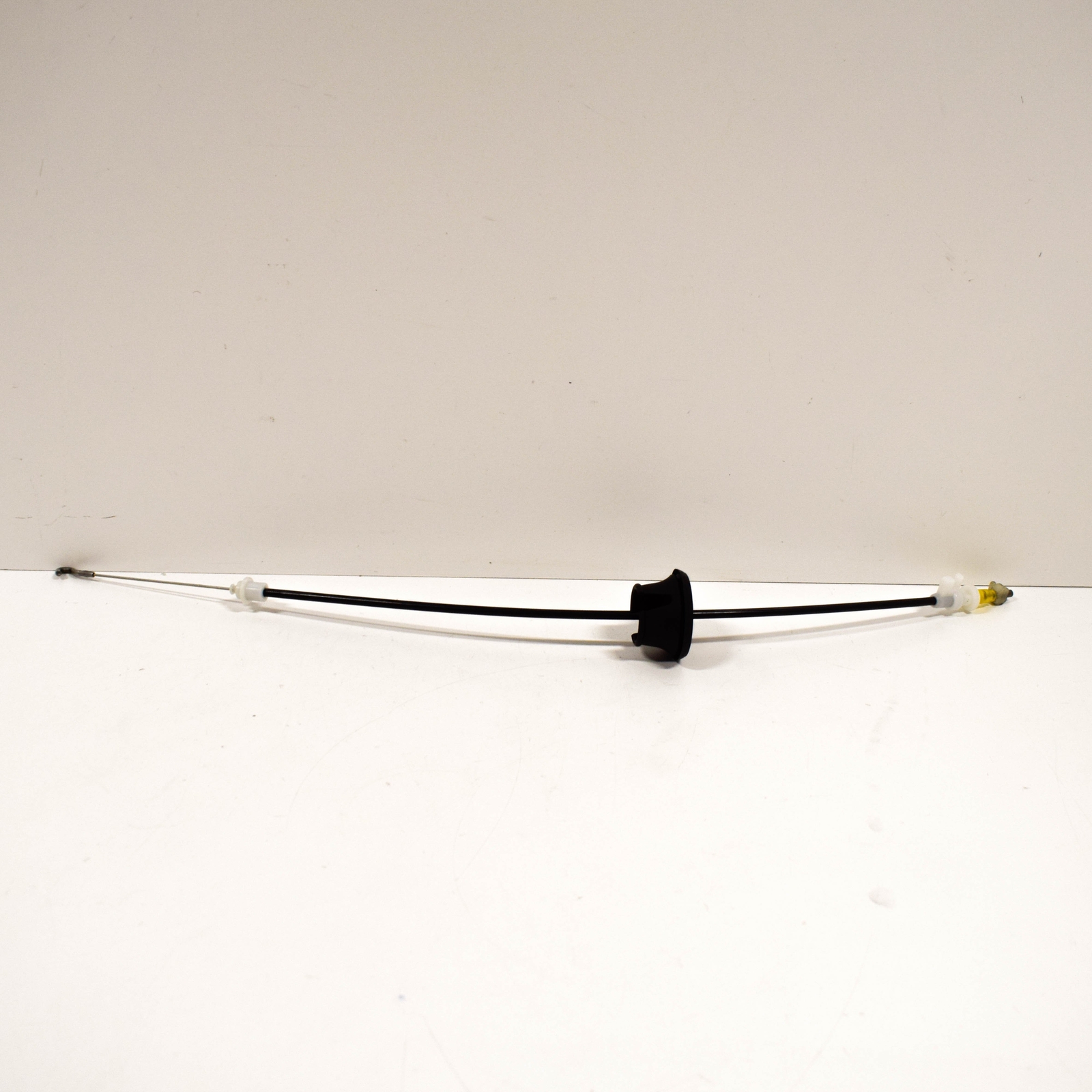 Audi A4 B7 Front Door Latch Bowden Cable 8E0837085F OEM online 