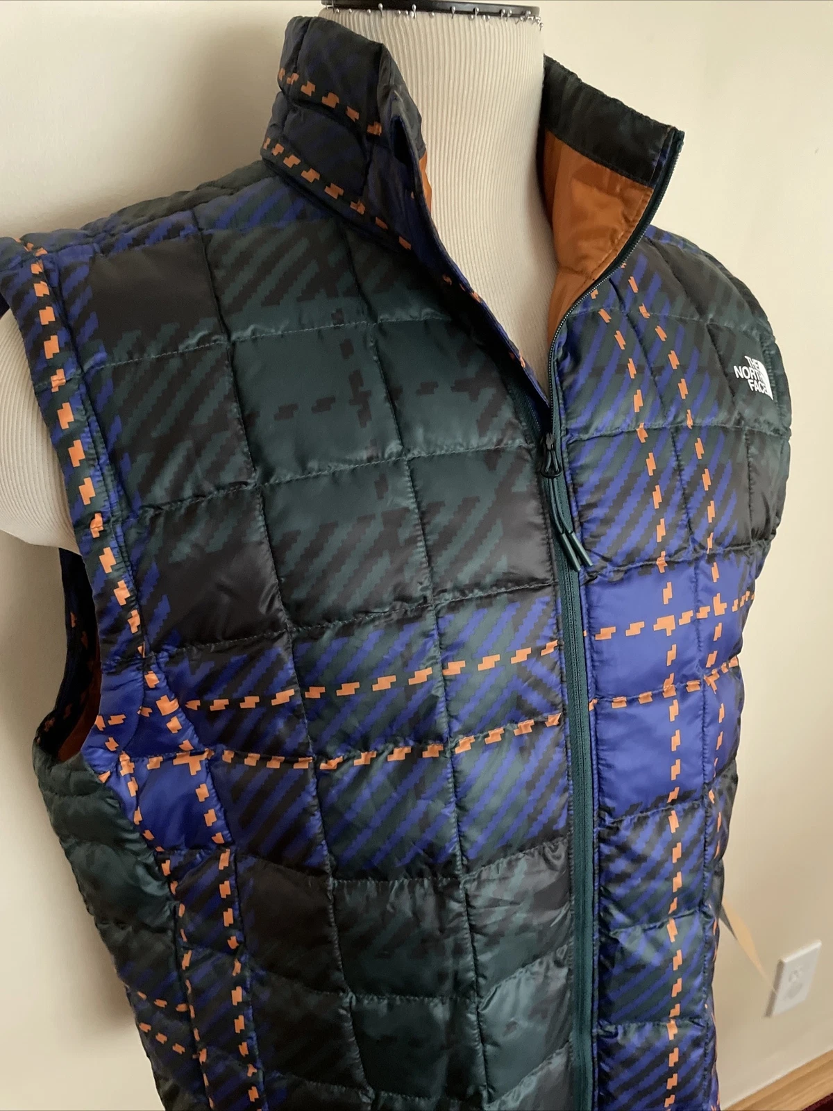 THE NORT FACE THERMOBALL New Men’s Sleeveless Vest/Jacket Size XL