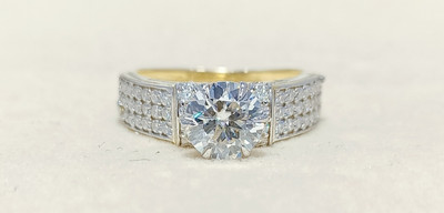 2 crt  Moissanite Round Shape Ring 18K Yellow Gold Plated