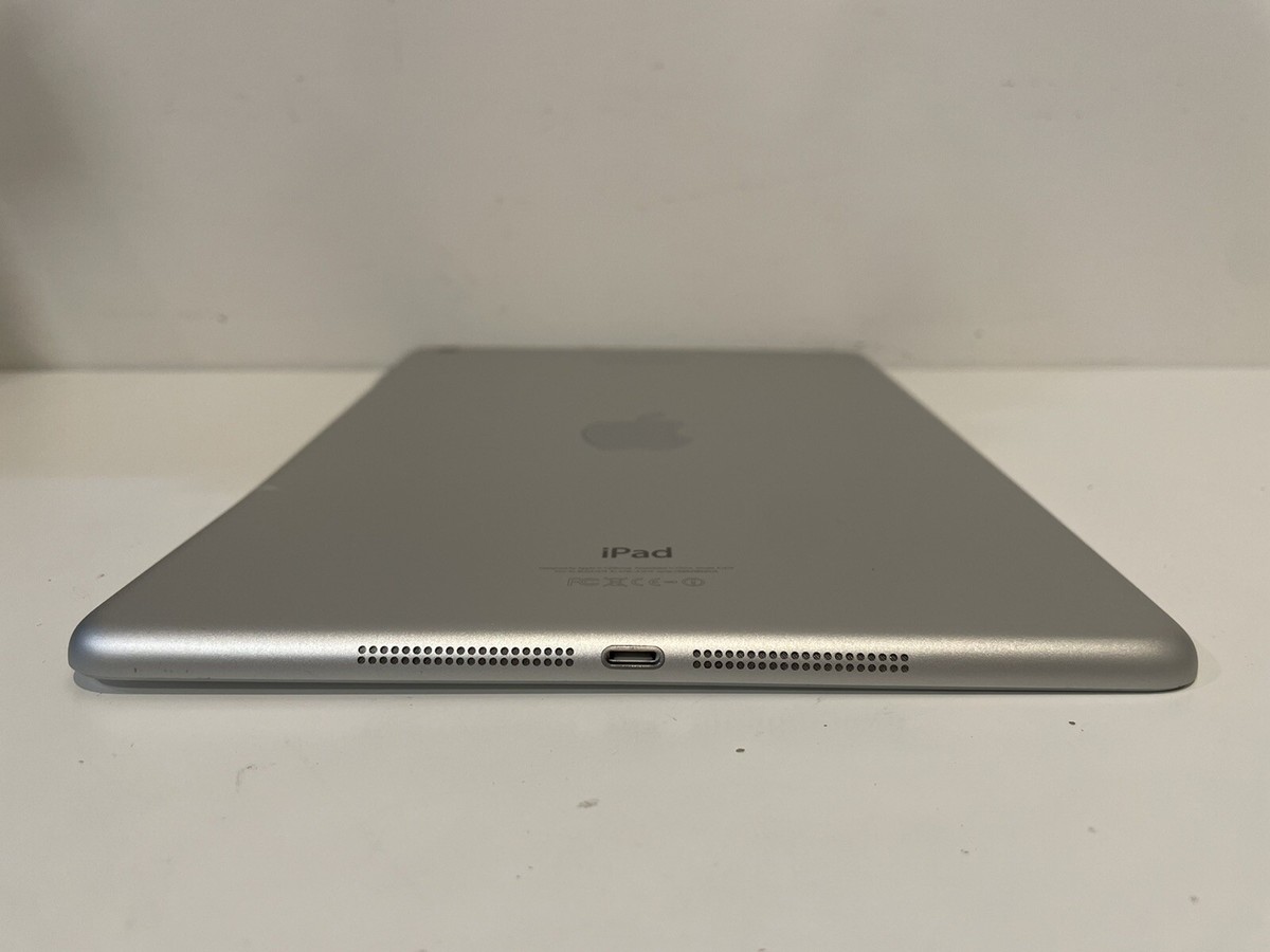 Apple iPad Airシルバー 本体 Apple iPad Air シルバー refurb-ipad-air-wifi-silver-