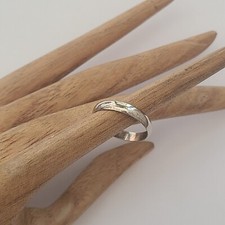 VINTAGE STERLING SILVER WEDDING BAND RING SIZE 8.75 925 4MM WIDE