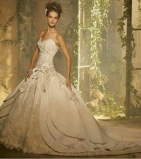 White/satin Lace Wedding Dress Bridal Gown Custom handmade Size 6-8 US SIZE