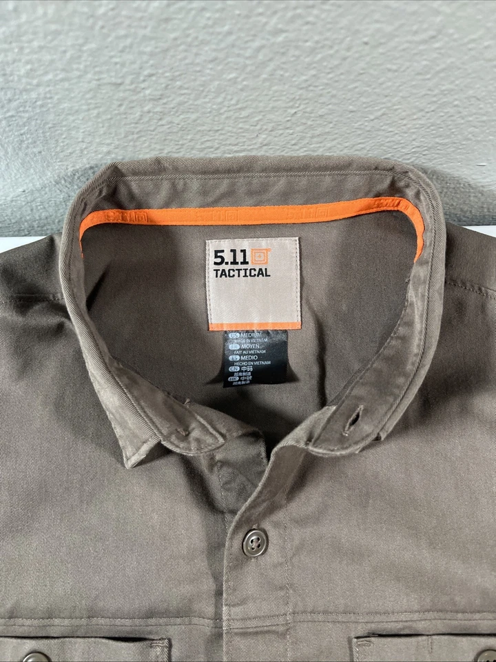 5.11 Tactical Series Men’s Size M Short Sleeve Button Shirt - Image 2 of 4