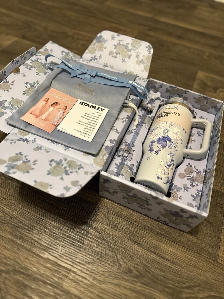 STANLEY X LOVESHACKFANCY Everblooming 40 oz Blue Rose – Limited Edition EUR 107,99 - FR