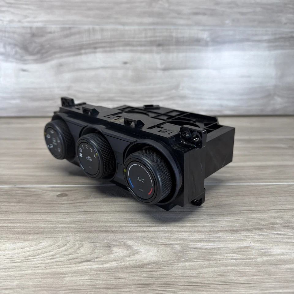 12 13 14 Subaru Impreza AC Heater Climate Control 72311FJ050 MANUAL CONTROL OEM - Image 3 of 4