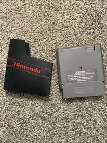 Gauntlet Gray Cartridge Nintendo Entertainment System 1987 Game NES Dustcover