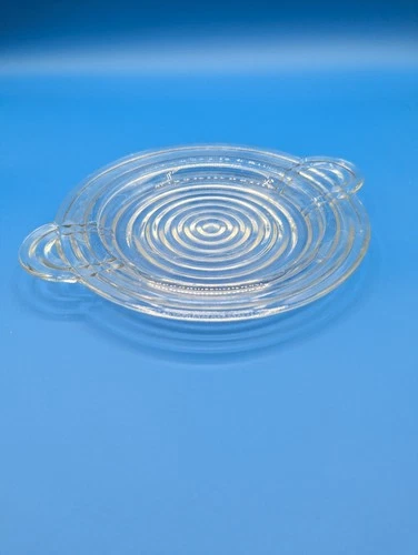 Vintage Anchor Hocking Manhattan Depression Glass platter 7”